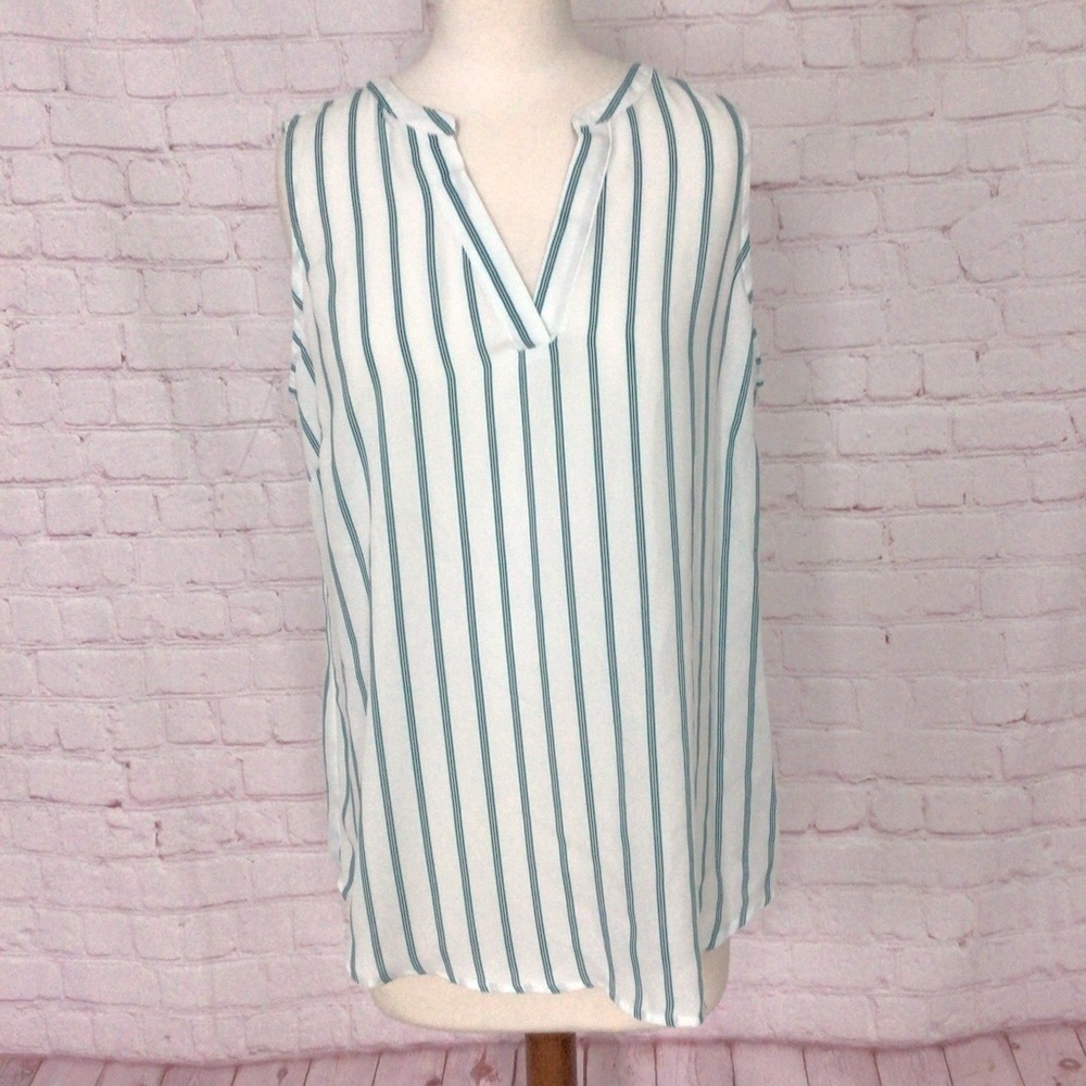 Adrianna Papell Striped Sleeveless V-Neck Top - Size Medium